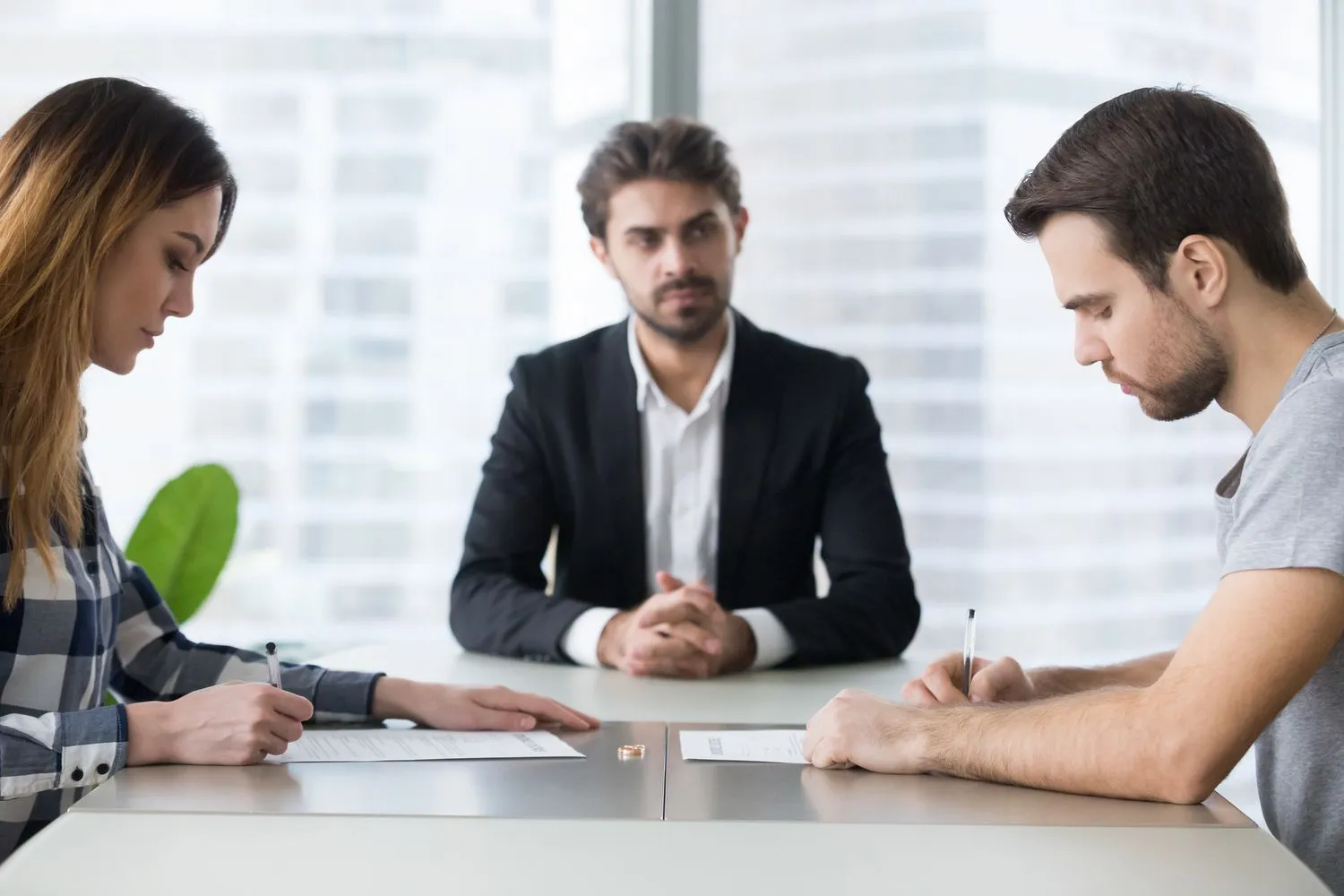 How EH Mediation Guides Couples Toward Fair and Balanced Outcomes Kent