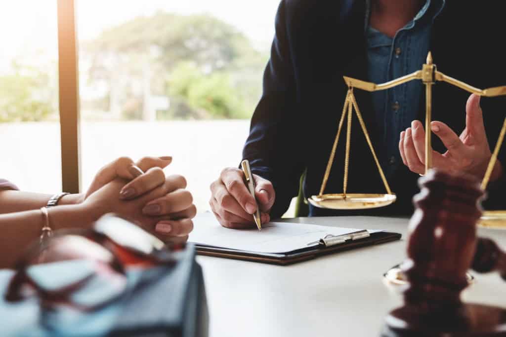 Court Applications vs. Mediation: A Less Stressful Path with EH Mediation Kent